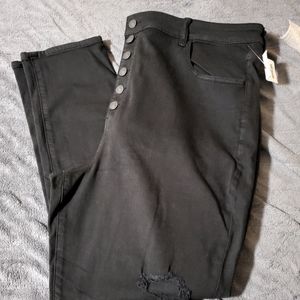 BNWTO- American Eagle Distress Skinny Jeans